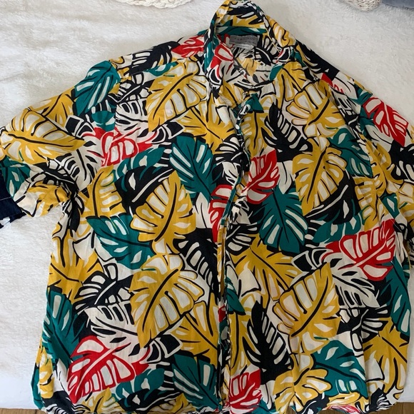 Zara Other - Zara’s men’s large short sleeved button down